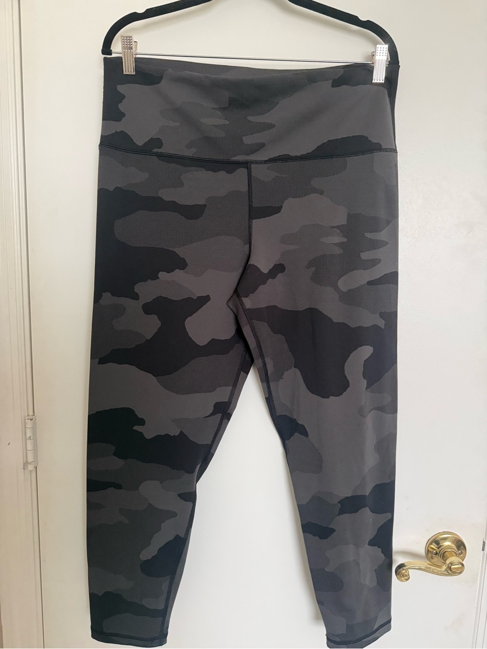 aerie Gray Camo High-Waist Leggings
